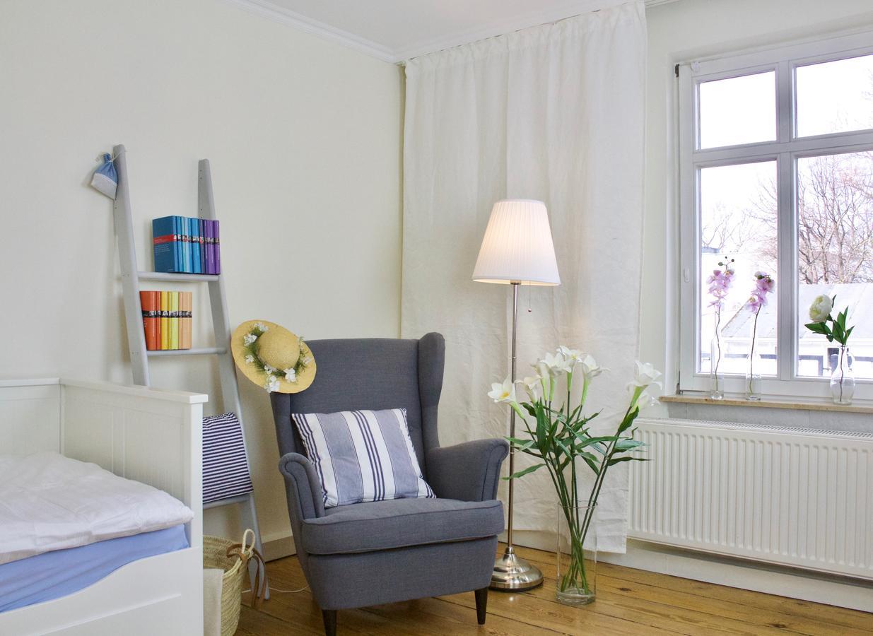 Strandnahe Fewo Mit 3 Schlafzimmern Und Balkon, Villa Vergissmeinnicht 02, Binz Luaran gambar